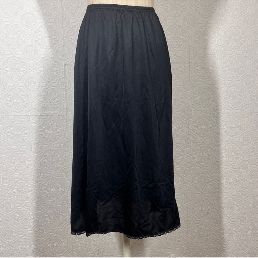 Vanity Fair Classic Black Midi Skirt